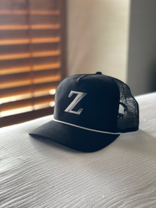 The Z Hat (Black/White)